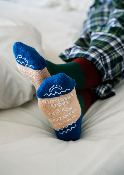 [ご購入の際、注意事項をご確認ください] ROTOTO x Outsiders Pile Room Multi Socks